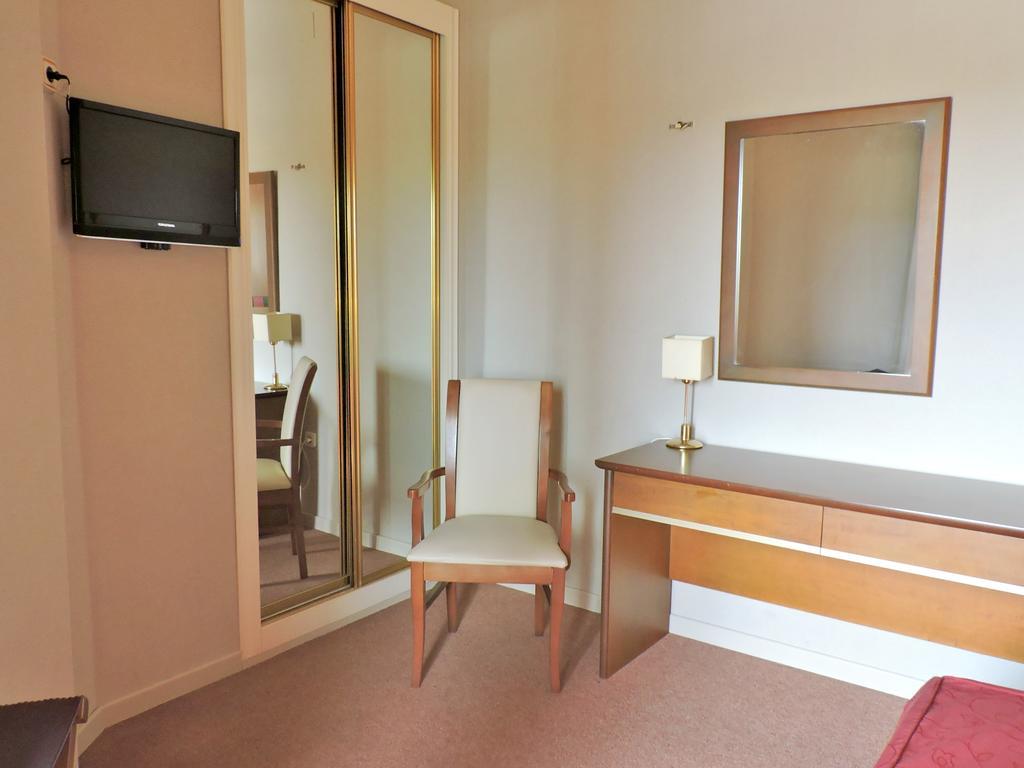 Yucas Hotel Atarfe